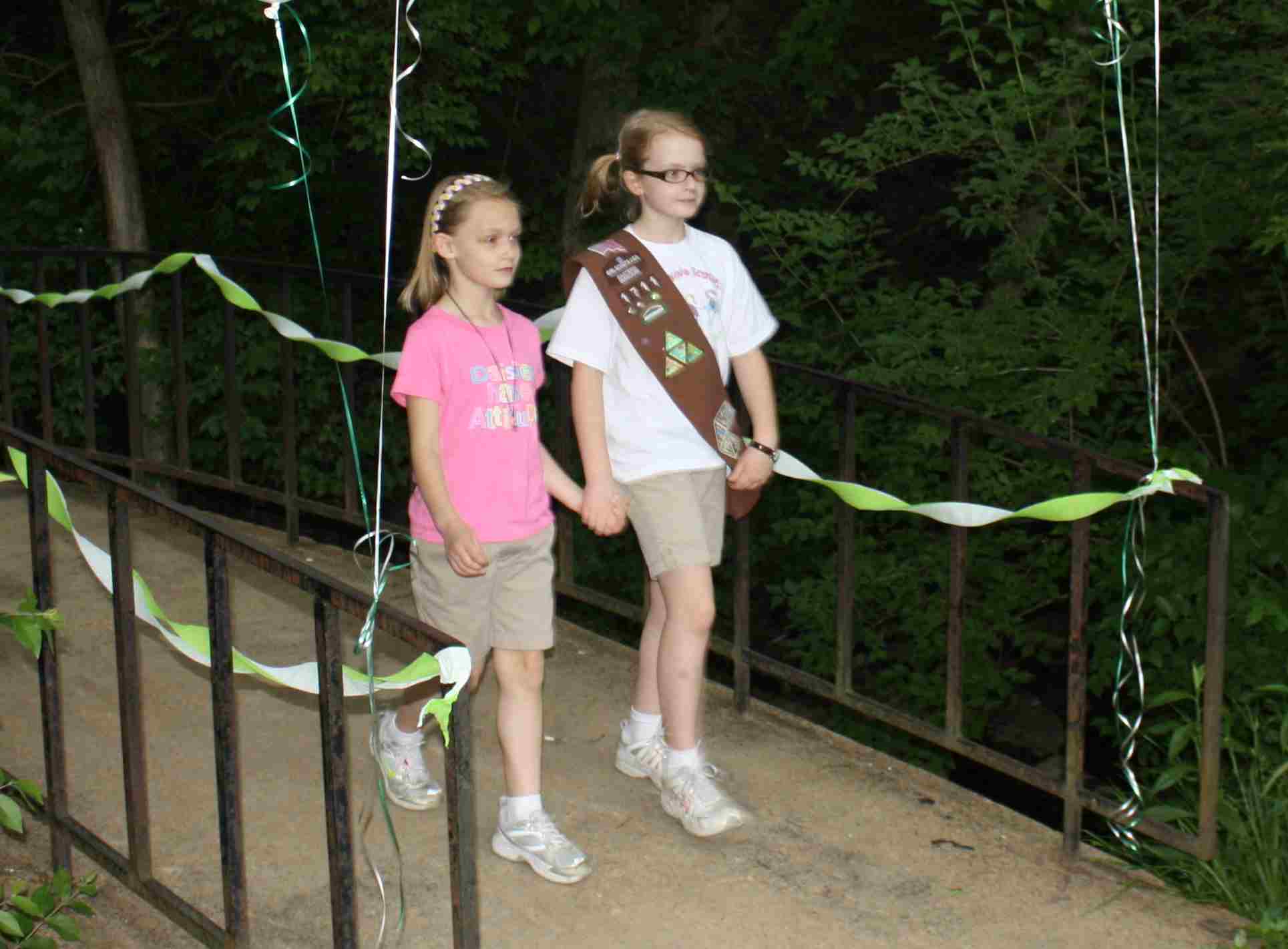 2011-05-18 J bridging C up to Brownie.jpg